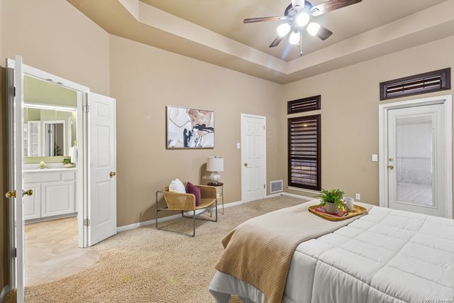 10219 Rafter O, Helotes, TX 78023