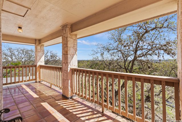 10219 Rafter O, Helotes, TX 78023