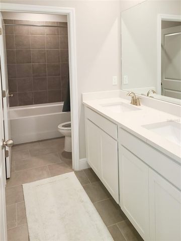 2518 WARREN ACRES BOULEVARD, Wesley Chapel, FL 33543