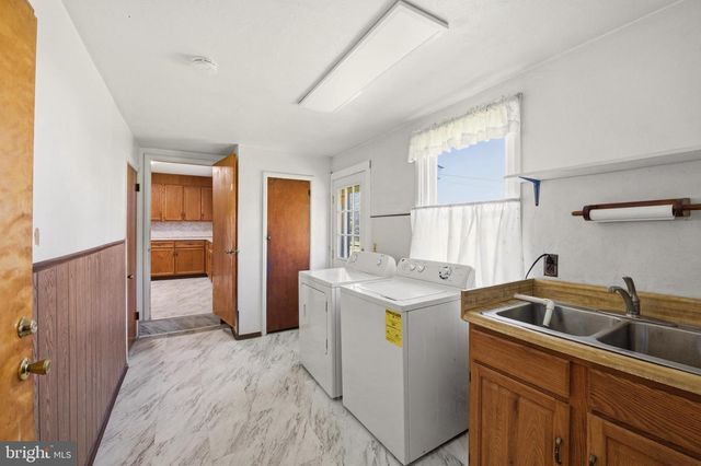 3217 W MOUNT KIRK AVE, Norristown, PA 19403