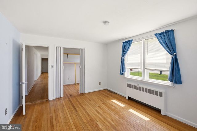 3217 W MOUNT KIRK AVE, Norristown, PA 19403
