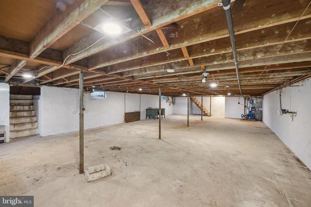 3217 W MOUNT KIRK AVE, Norristown, PA 19403