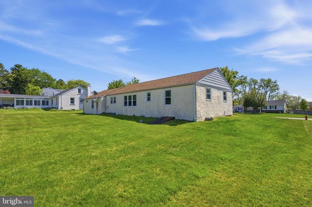 3217 W MOUNT KIRK AVE, Norristown, PA 19403