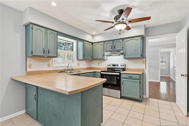 3209 Elms Thorpe Drive, Fayetteville, NC 28312