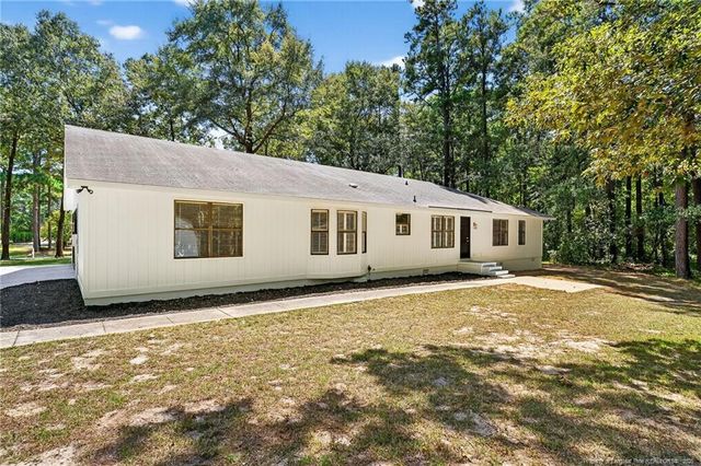 3209 Elms Thorpe Drive, Fayetteville, NC 28312