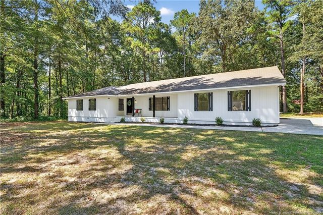 3209 Elms Thorpe Drive, Fayetteville, NC 28312