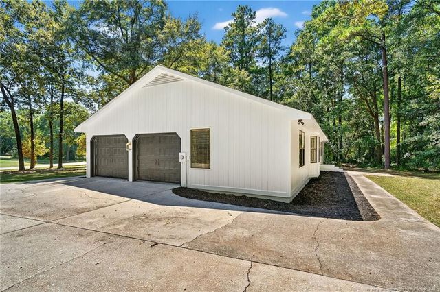 3209 Elms Thorpe Drive, Fayetteville, NC 28312