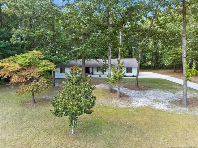 3209 Elms Thorpe Drive, Fayetteville, NC 28312