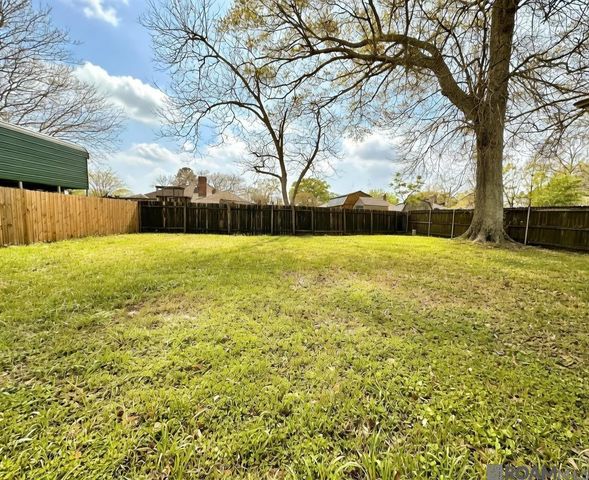 15810 Antietam Ave, Baton Rouge, LA 70817