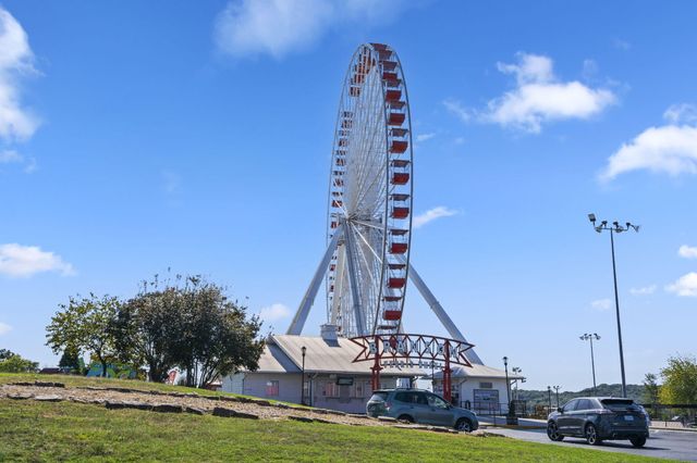 505 Valley View Drive 201, Branson, MO 65616