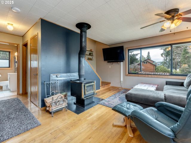 291 HADALLER Rd, Mossyrock, WA 98564