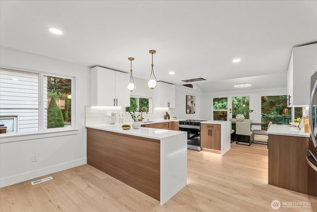 17037 154th Place SE, Renton, WA 98058
