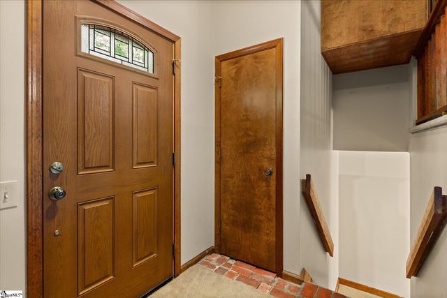 107 Forestdale Drive, Taylors, SC 29687