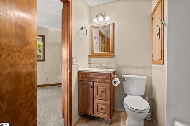 107 Forestdale Drive, Taylors, SC 29687
