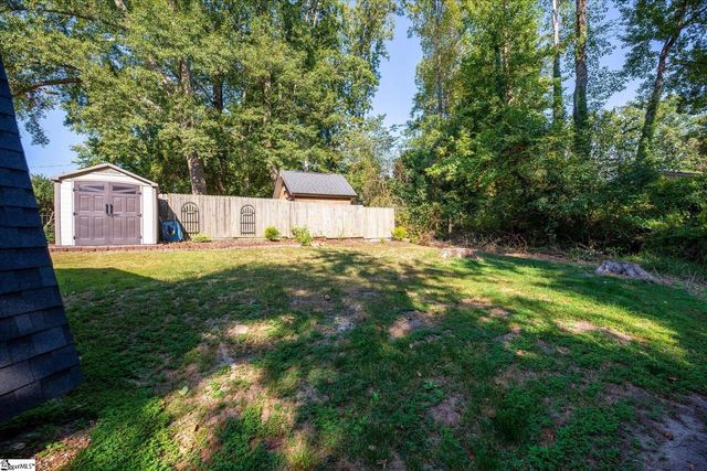 107 Forestdale Drive, Taylors, SC 29687