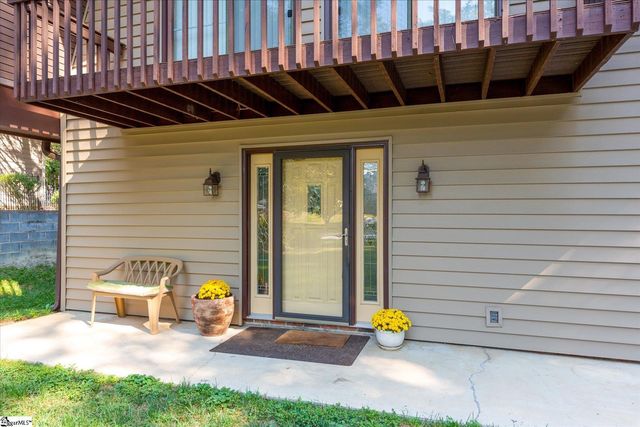 107 Forestdale Drive, Taylors, SC 29687