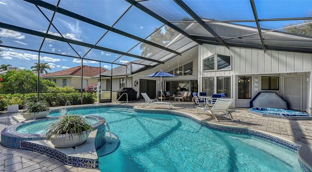 8142 MISTY OAKS BOULEVARD, Sarasota, FL 34243