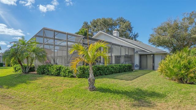 8142 MISTY OAKS BOULEVARD, Sarasota, FL 34243