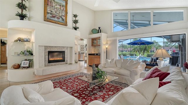 8142 MISTY OAKS BOULEVARD, Sarasota, FL 34243