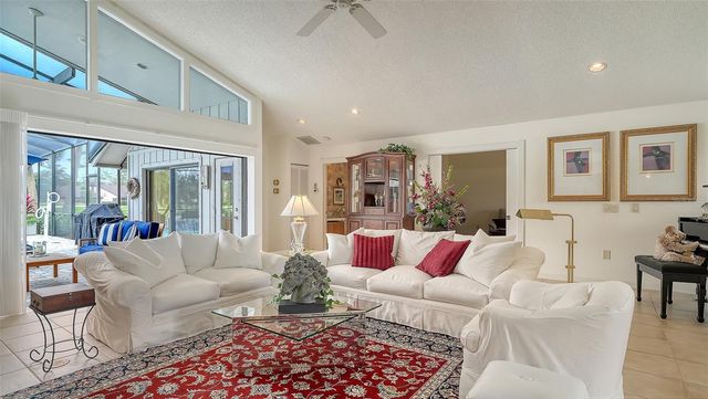 8142 MISTY OAKS BOULEVARD, Sarasota, FL 34243