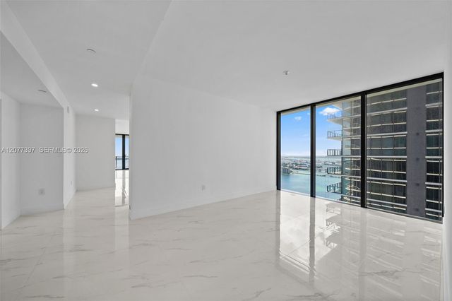 700 NE 24 2607, Miami, FL 33137