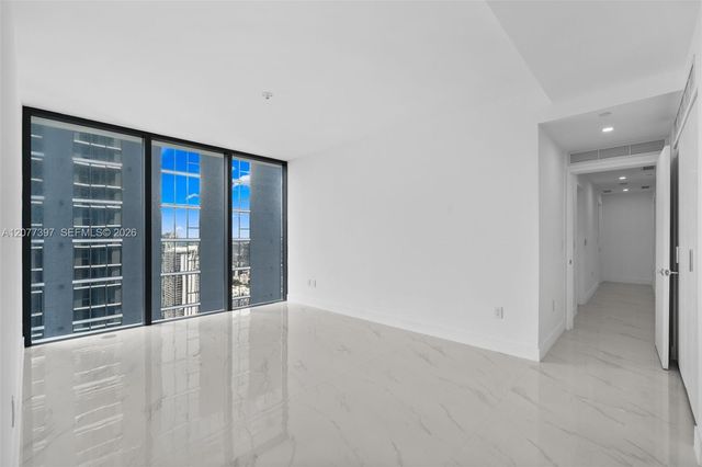 700 NE 24 2607, Miami, FL 33137