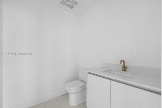 700 NE 24 2607, Miami, FL 33137