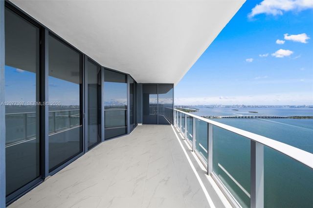 700 NE 24 2607, Miami, FL 33137