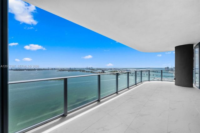 700 NE 24 2607, Miami, FL 33137
