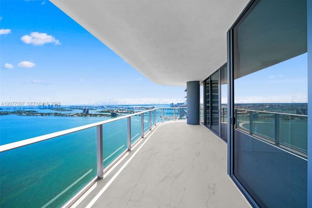 700 NE 24 2607, Miami, FL 33137