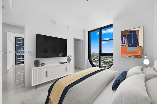 700 NE 24 2607, Miami, FL 33137