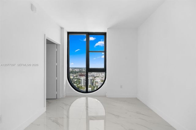 700 NE 24 2607, Miami, FL 33137