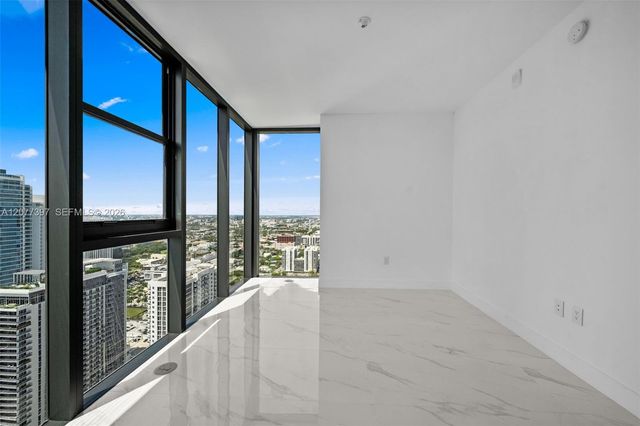 700 NE 24 2607, Miami, FL 33137