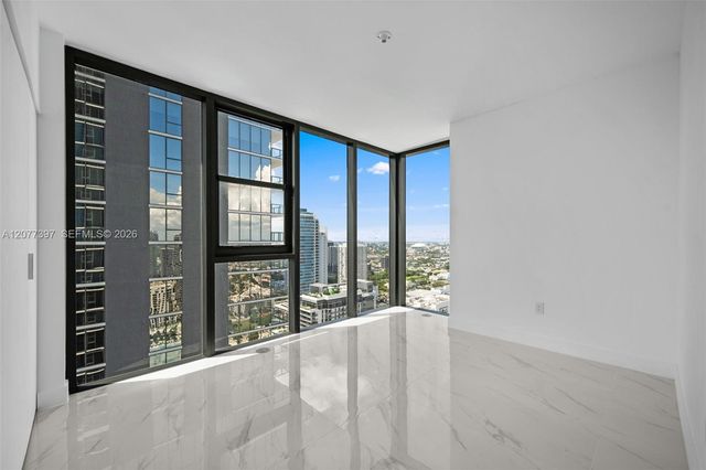 700 NE 24 2607, Miami, FL 33137