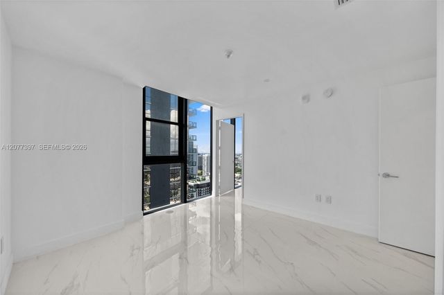 700 NE 24 2607, Miami, FL 33137