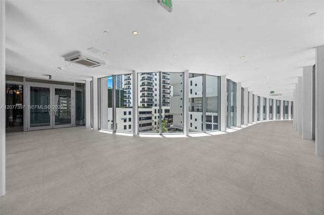 700 NE 24 2607, Miami, FL 33137