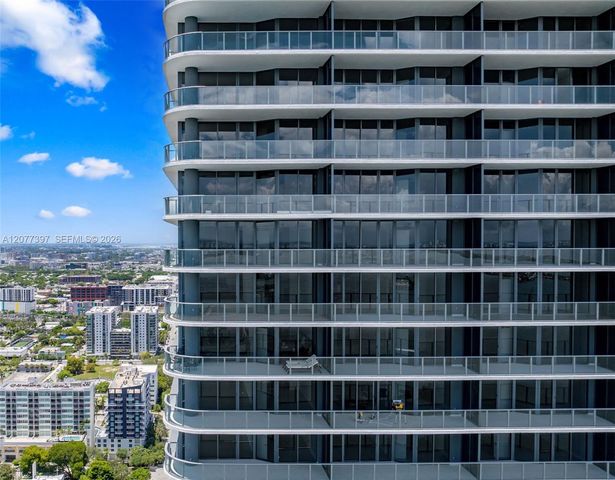 700 NE 24 2607, Miami, FL 33137
