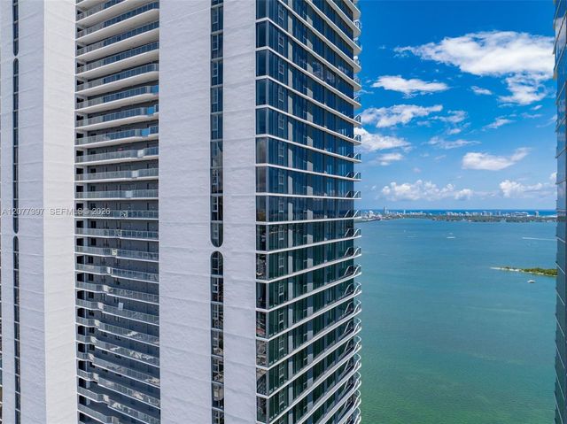 700 NE 24 2607, Miami, FL 33137