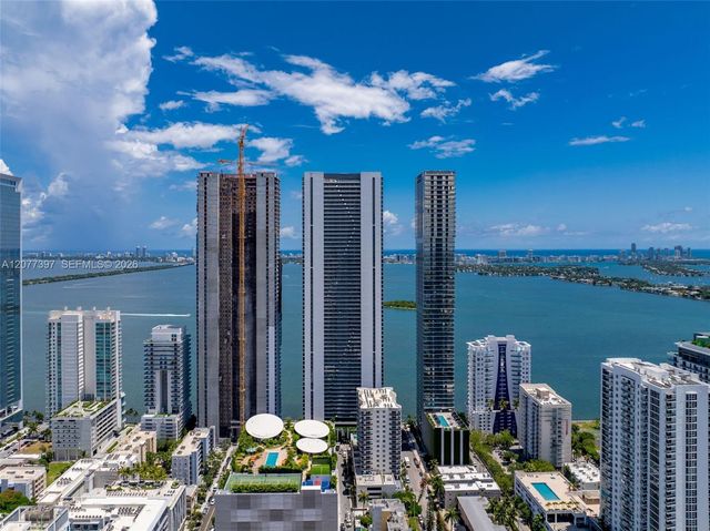 700 NE 24 2607, Miami, FL 33137
