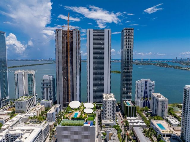 700 NE 24 2607, Miami, FL 33137