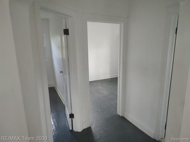 8860 Appoline Street, Detroit, MI 48228
