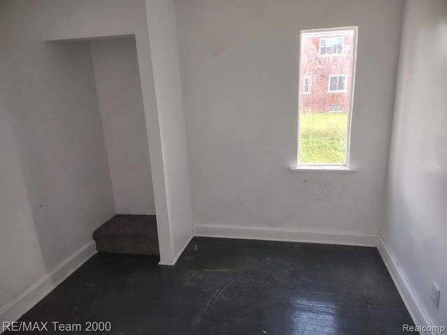 8860 Appoline Street, Detroit, MI 48228