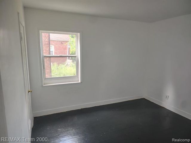 8860 Appoline Street, Detroit, MI 48228