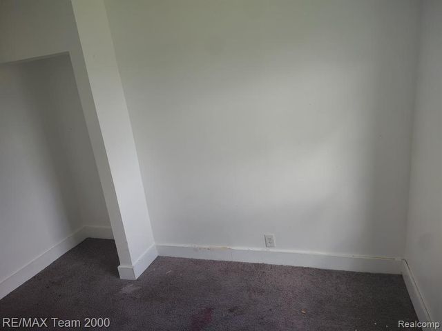 8860 Appoline Street, Detroit, MI 48228