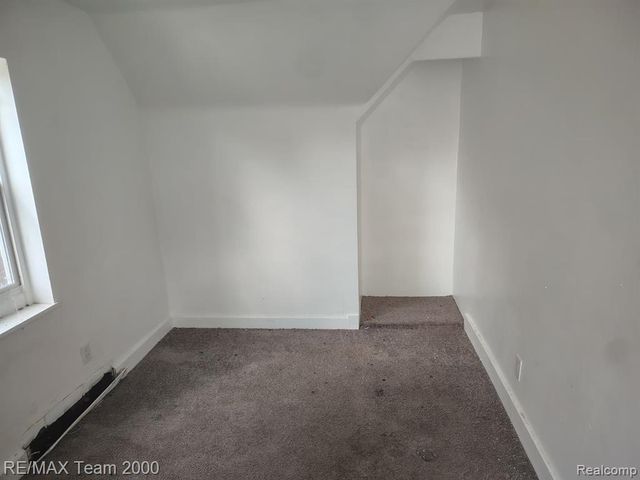 8860 Appoline Street, Detroit, MI 48228