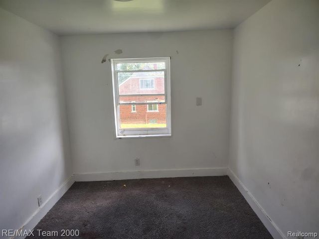 8860 Appoline Street, Detroit, MI 48228