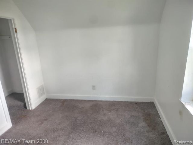 8860 Appoline Street, Detroit, MI 48228