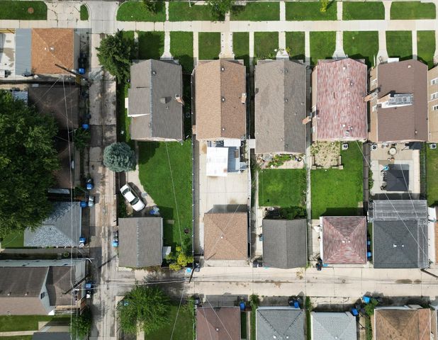 4041 W 56th Street, Chicago, IL 60629
