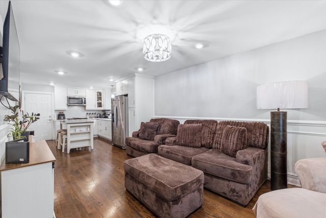 4041 W 56th Street, Chicago, IL 60629