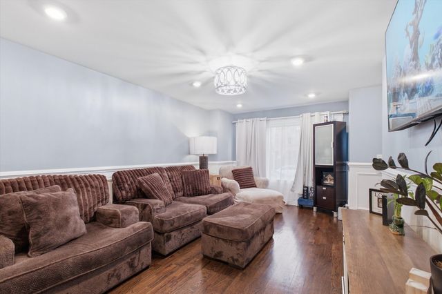 4041 W 56th Street, Chicago, IL 60629